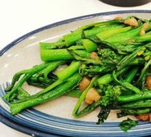 Stir-Fried Bok Choy with Garlic