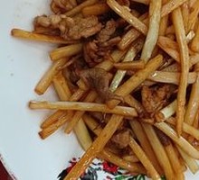 Crispy Bamboo Shoots with Pork Rice