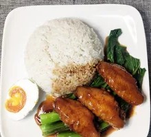 Braised Sauce Chicken Wing Rice
