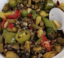 Sour Pickled Beans