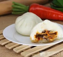 Fish-Flavored Shredded Pork Buns