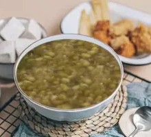 Chilled Mung Bean Soup
