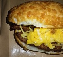 Egg-Steamed Chicken with Pineapple Bun