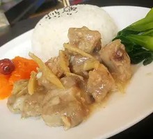 Garlic Steamed Pork Rib Rice