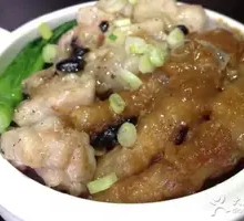 Steamed Rice with Spare Ribs and Chicken