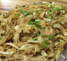 Egg and Pork Fried Noodles