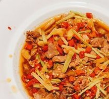 Stir-Fried Yellow Beef with Vegetables