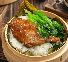 Swiss Sauce Chicken Thigh with Lotus Leaf Steamed Rice