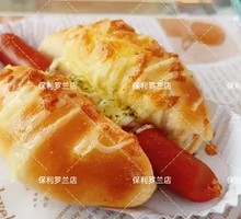 Cheese Sausage Buns