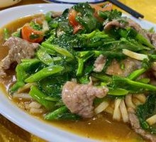 Stir-Fried Beef Rice Noodles