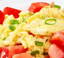 Tomato and Egg Stir-Fry
