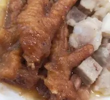 Hundred-Sauce Chicken Feet