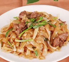 Stir-Fried Rice Noodles