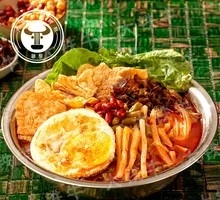 Fried Egg Luosifen
