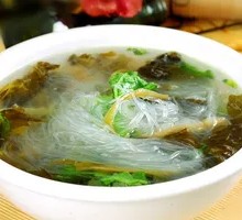 Sour Cabbage and Vermicelli Soup
