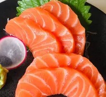 Thick-cut Norwegian Salmon