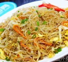 Stir-Fried Rice Noodles