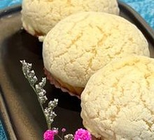 Crispy BBQ Pork Bao