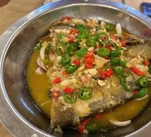 Stewed Snakehead Fish