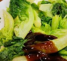 Stir-Fried Lettuce with Oyster Sauce