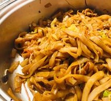 Dry Fried Rice Noodles