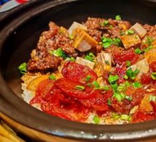 Cured Meat and Spare Ribs Claypot Rice