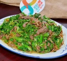 Stir-Fried Beef Rice Noodles