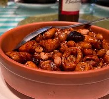 Braised Pig Intestine with Soy Sauce and Peanuts