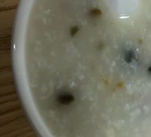 Health-Preserving Slow-Cooked Rice Porridge