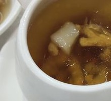 Braised Chicken with Sea Cucumber and Scallop
