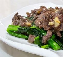 Bok Choy Stir-Fried with Beef