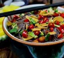 Sour Spicy Jelly Noodles