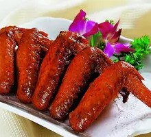 Charcoal-Grilled Chicken Wings