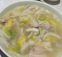 Pork Stewed with Chinese Cabbage and Noodles