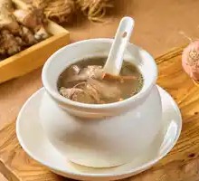 Five-fingered Mulberry Bone Soup