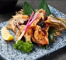 Salt-Grilled Salmon Head