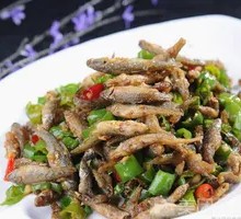 Stir-fried Green Pepper with Fire-baked Fish