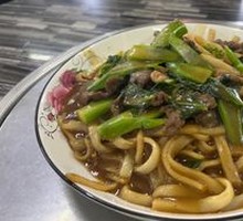 Stir-Fried Beef Rice Noodles