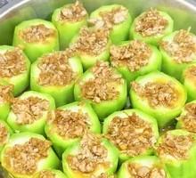 Garlic Stir-Fried Loofah