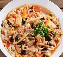 Lean Pork Lao You Noodles