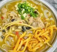 Pork Offal Old Friend Noodles