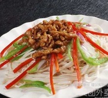 香菇牛肉盖浇面