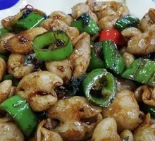 Basil Stir-fried Two-Sand Sausage