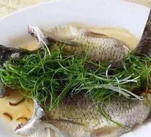 Steamed River Fish
