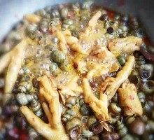 Stone Snail and Chicken Foot Stew with False Wormwood
