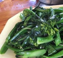Ginger Stir-Fried Mustard Greens