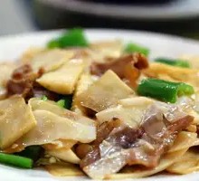Pork Belly Stir-fried with Fresh Bamboo Shoots