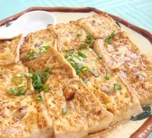 Pan-fried Stuffed Tofu with Mountain and Water Flavor