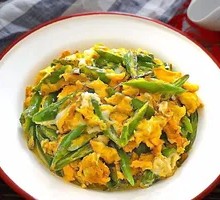 Bell Pepper and Egg Stir-fry with Rice