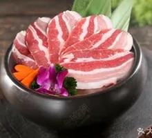 Thinly sliced pork belly